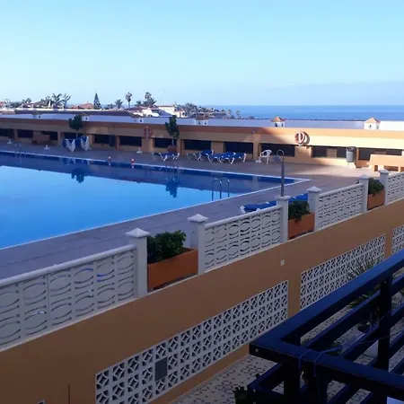 Seguro El Sol Playa La Arena アパート